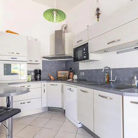 Charmante Maison Piscine Et Nature Le Château-dʼOléron